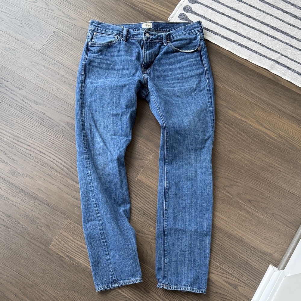 J. Crew Men's Slim Straight Jeans in Denim Blue (Style 484)